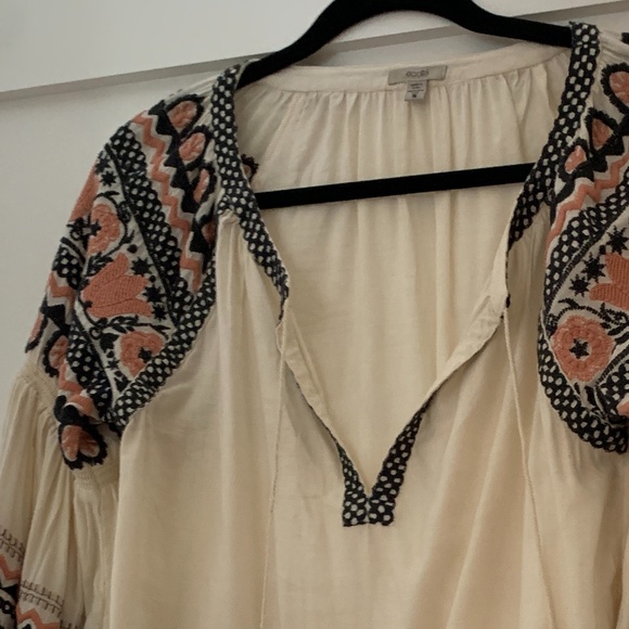 Bohemian long sleeve top with embroidery - Picture 5 of 6